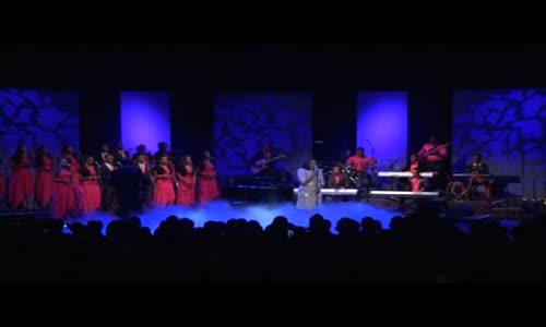 Shout it loud! by Sinach Live at the Lyrc Theatre South Africa-  I know who I am 4.compressed.mp4