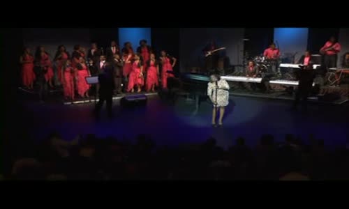 Shout it loud! by Sinach Live at the Lyrc Theatre South Africa-  I know who I am 3.compressed.mp4