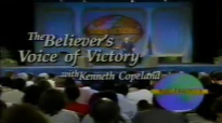 Kenneth Copeland - 2 of 2 - Growing Up Spiritually (12-10-89) -