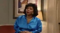 Funny little girl Olivia sings I'm a woman - The Cosby Show.3gp