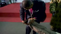 DR LAWRENCE TETTEH STRAIGHTEN A SHORT LEG TO BE SAME.mp4