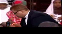 5 year old prays at the Potters House Bishop TD Jakes.mpg