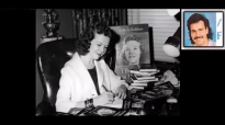Kathryn Kuhlman Explains How To Pray and How To Talk To Your Heavenly Father.mp4