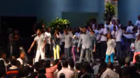 Tye Tribbett LIVE - 2013 - Part 2 - Worship Medley.flv