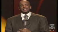 Kirk Franklin Salute To The Godfather Rev. Timothy Wright.flv