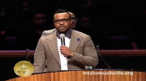 VaShawn Mitchell ministers through song at Mt. Zion Church Nashville Bishop Joseph walker 111