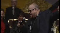 Fred Hammond Oh Give Thanks at Pastor Andrae Crouch Celebration of Life Concert