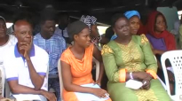 It take love to gather all these figures to worship God with the Prisoners in Lagos (1).mp4