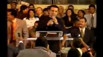 Pregao Pastor Marco Feliciano . Tema QUEM TEM FE DA UM JEITO  Completo
