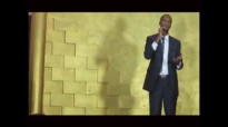 Michel BAKENDA Je ramene mon coeur au trône.flv
