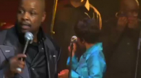 Solly Mahlangu _ Praise Him in An African Way.mp4