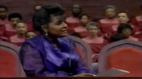 Beverly Crawford sings Praise Jehovah LIVE in Chicago!.flv
