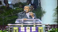 COGIC Storm out on the Ocean Rev. Clay Evans GE Patterson.flv