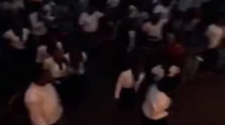 Michel Bakenda Extrait de la louange du concert autour du trône.flv