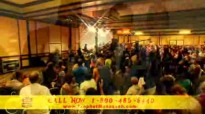 Prophet Manasseh Jordan - Begins Praying in Los Angeles At the Cross.flv