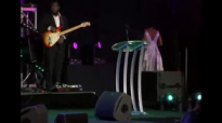 Le'Andria Johnson Tribute to Kim Burrell at 2015 Essence Music Festival.flv