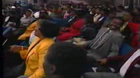 What A Fellowship - Rev. Clay Evans & the AARC Mass Choir.flv