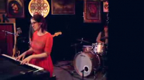 Audrey Assad- Sparrow (Live).flv