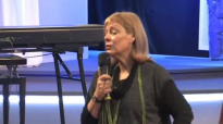 Jackie Pullinger - Gesandt zu den Armen Teil 1 Part 2.mp4