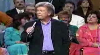Mark Lowry & Bill Gaither Comedy_Turn Your Radio On.flv