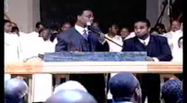 Its No Secret What God Can Do Theme Song- Rev. Clay Evans Fellowship Choir.flv