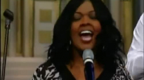 CeCe Winans - Hallelujah Praise - The Holy Land Experience.mp4