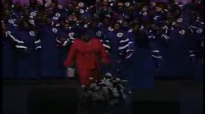 Holding On (Soloist Mosie 'Mama' Burks) - Mississippi Mass Choir,Amazing Love.flv