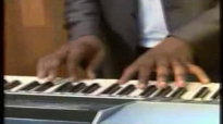 Henri Papa Mulaja - Gethsemane Live- Musique Gospel Congolaise.flv