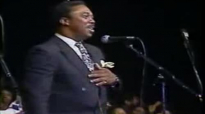 The Mississippi Mass Choir I'm Pressing On! (Plant My Feet On Higher Ground)!.flv