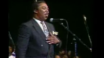 I'm Pressing On (DVD) - The Mississippi Mass Choir.flv