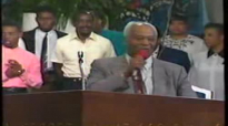 Thank You Lord - Rev. Clay Evans & the AARC Mass Choir.flv