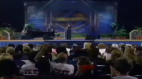 Creflo Dollar - Liberated From Division By Forgetting the Past -