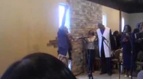 Pastor Le'Andria Johnson leading praise and worship at her 1st service!.flv