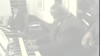 Rev. Timothy Wright Gets Back On The Organ.flv