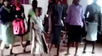 Young Kamba Girl Dancing Crazily in Church #KAMBA_TALENTS.mp4