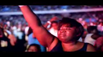 Joe mettle @africa worships with Sonnie Badu