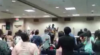 Travis Greene in Worship Sunday Morning.flv